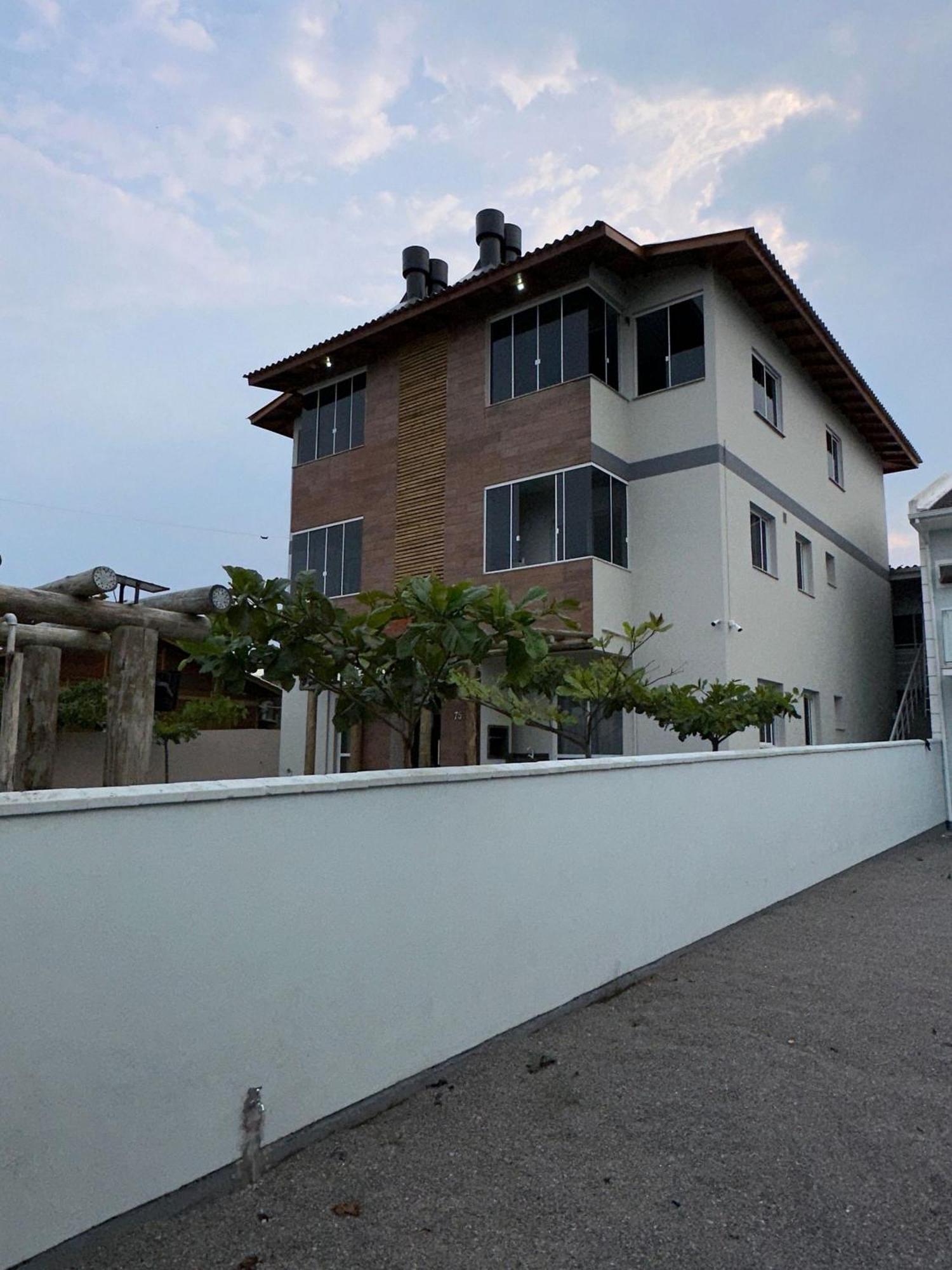 Residencial Wrubleski Sc Pinheira Esterno foto