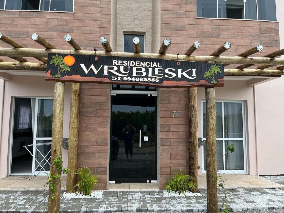 Residencial Wrubleski Sc Pinheira Esterno foto